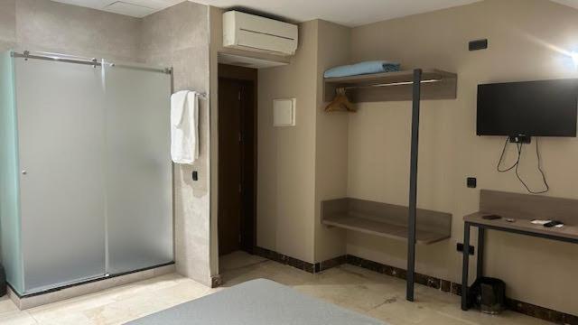 Hotel Ciudad De Фуенлабрада Екстериор снимка