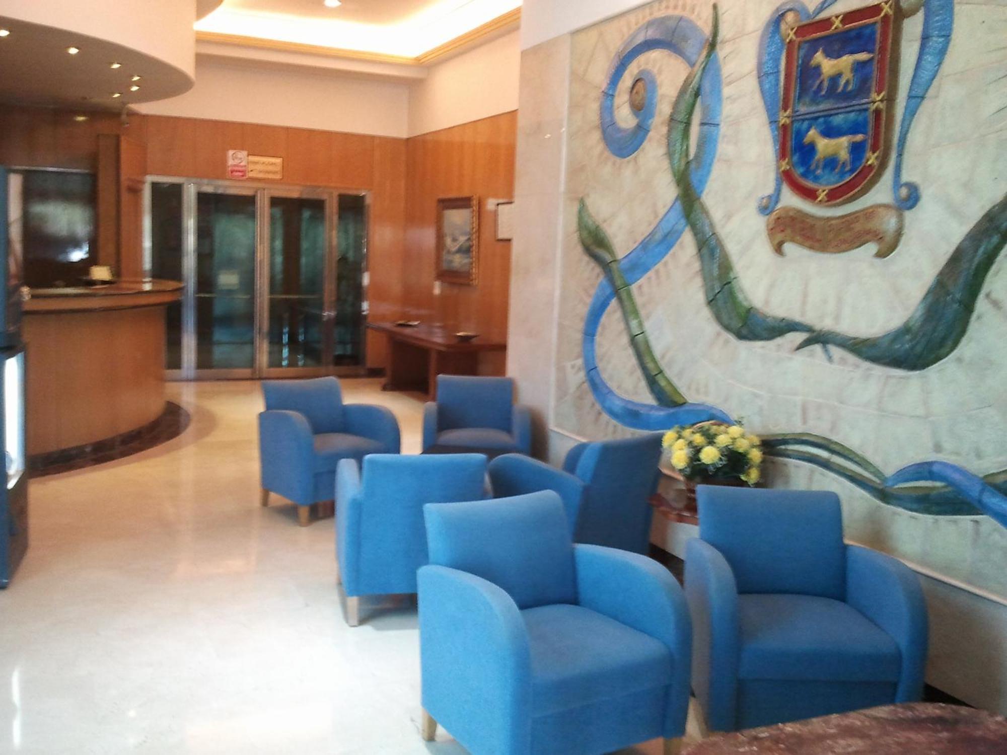 Hotel Ciudad De Фуенлабрада Екстериор снимка