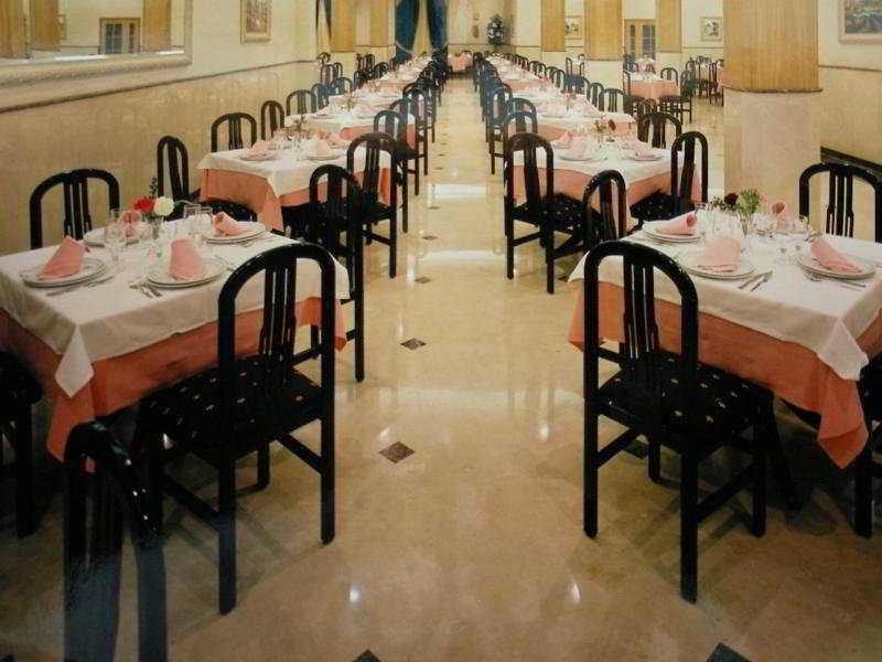 Hotel Ciudad De Фуенлабрада Екстериор снимка
