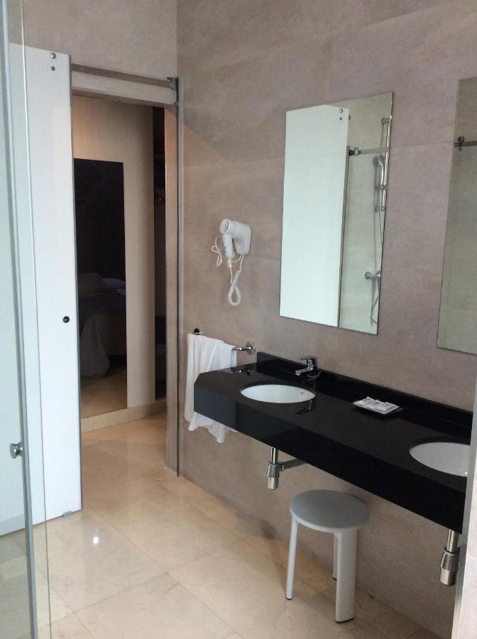 Hotel Ciudad De Фуенлабрада Екстериор снимка